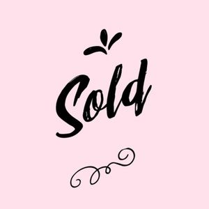 Items below are sold! Thanks for stopping by 💗